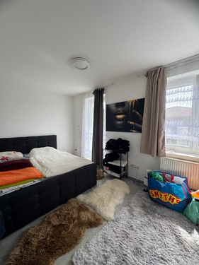 Schlafzimmer mit Balkon - 
