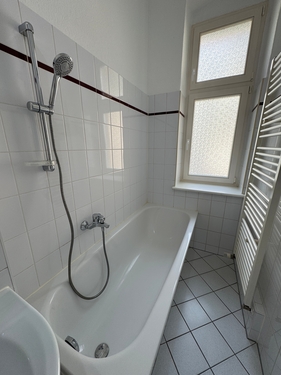 Große Badewanne - 
