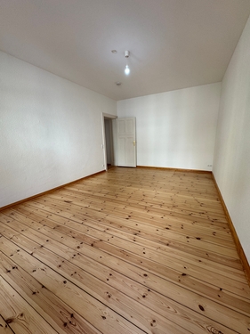 Großes Zimmer - Etagenwohnung mit 45,34 m&sup2; in Berlin zum Kaufen