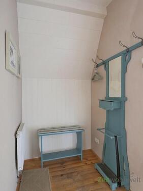 Garderobe im Wohnungsflur - 