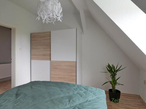 Kleiderschrank - Etagenwohnung mit 50,00 m² in Halle (Saale) zur Miete