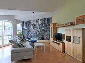 Wandbild im Wohnzimmer - (EF0825_M) Dresden: Blasewitz, möblierte Komfortwohnung mit Tiefgarage und zwei Balkons, ruhige Wohnlage, WLAN inkl.