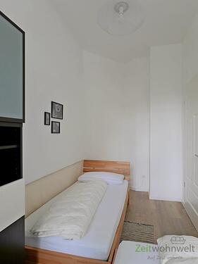 kleines Zimmer, hinteres Bett - 
