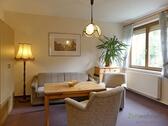 Blick in den Wohnbereich - (EF0584_M) Dresden: Blasewitz, möblierte 1,5-Zimmer Wohnung zwischen Waldpark und Elbe