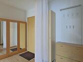 Flurgarderobe und -schrank - 