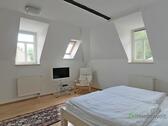 TV im linken Schlafzimmer - 