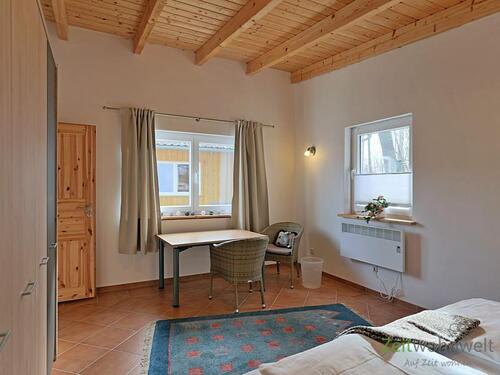 Arbeitstisch im Schlafzimmer - Haus mit 55,00 m² in Weimar zur Miete