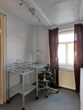 kleiner Schreibtisch - 