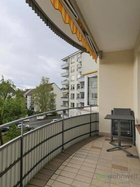Balkonausblick rechts - 