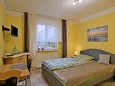Blick ins Zimmer - 1 Zimmer Etagenwohnung zur Miete in Erfurt