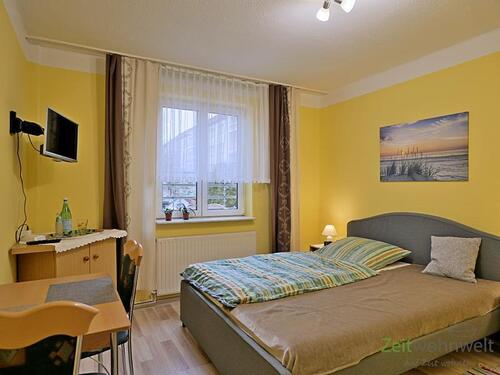 Blick ins Zimmer - 1 Zimmer Etagenwohnung zur Miete in Erfurt