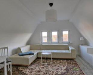 (EF1230_M) Erfurt: Hochheim, kleine möblierte Dachgeschosswohnung mit schönem Ausblick über Erfurt