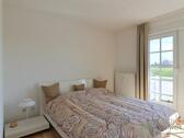 Breites Bett - 