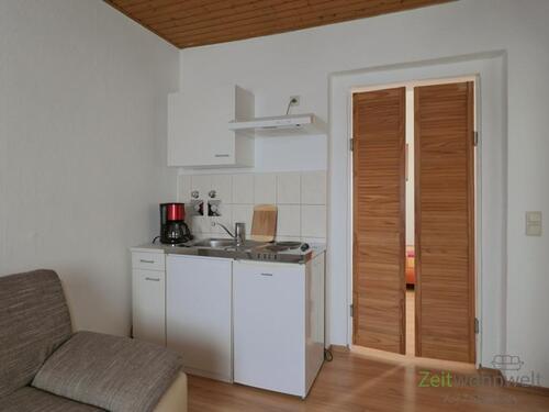 Blick zur Küche - 1 Zimmer Etagenwohnung zur Miete in Schkopau