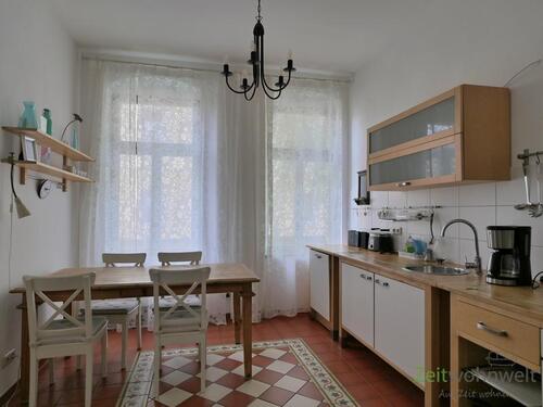 Esstisch in der Küche - 2 Zimmer Etagenwohnung zur Miete in Dresden