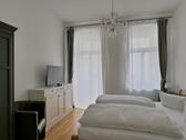 Blick ins Schlafzimmer - 2 Zimmer Etagenwohnung in Dresden