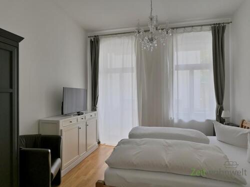 Blick ins Schlafzimmer - 2 Zimmer Etagenwohnung in Dresden