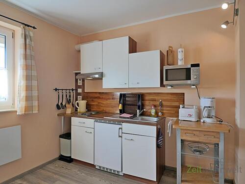 Küche mit Außenabluft - 1 Zimmer Etagenwohnung in Lehesten