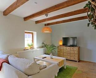 (EF0658_M) Erfurt: Altstadt, möblierte Dachgeschosswohnung im denkmalgeschützen Altbau, Parkettböden, WLAN inklusive