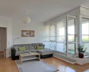 (EF0503_M) Dresden: Radebeul, Bezug in neu möblierte Dach-Wohnung mit Dachterrasse, Aufzug im Haus, ruhige Wohnlage