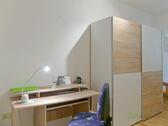Schreibtisch im Gästezimmer - Etagenwohnung mit 77,00 m² in Radebeul zur Miete