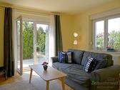 Wohnzimmer mit Ausgang zur Terrasse - (EF0413_M) Dresden: Weixdorf, neu möblierte 2-Zimmer-Wohnung im nordischen Stil mit Wohnküche und Terrasse, Garten