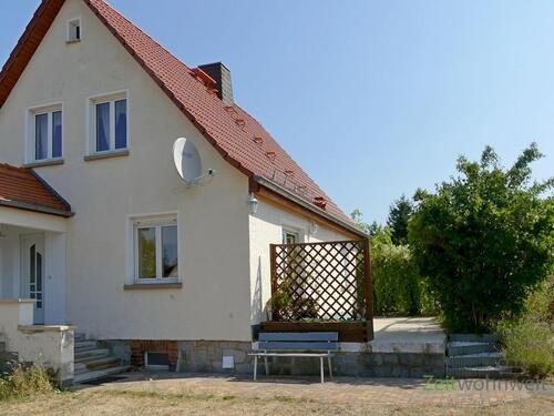 separater Hauseingang und Terrasse - 