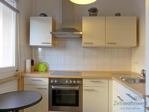 separate Küche mit Fenster - Etagenwohnung mit 34,48 m² in Dresden zur Miete