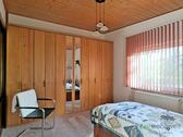 großer Kleiderschrank - Etagenwohnung mit 52,00 m² in Bürgel zur Miete