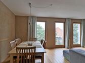 Blick ins Wohnzimmer - 3 Zimmer Etagenwohnung zur Miete in Erfurt