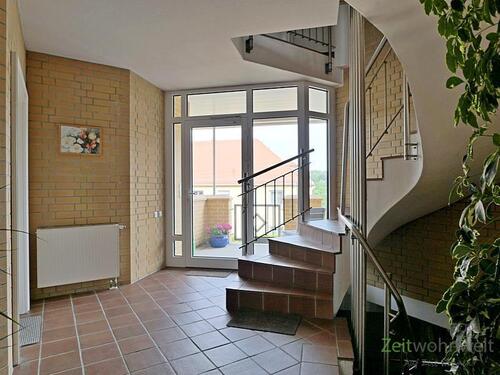 gepflegtes Treppenhaus - 