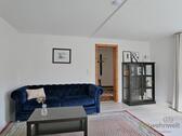 großes Sofa - 2 Zimmer Etagenwohnung zur Miete in Erfurt