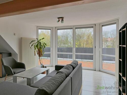 Blick zum Dachbalkon - 2 Zimmer Etagenwohnung in Dresden