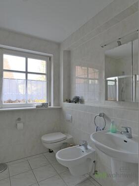 WC, Bidet, Waschbecken - 