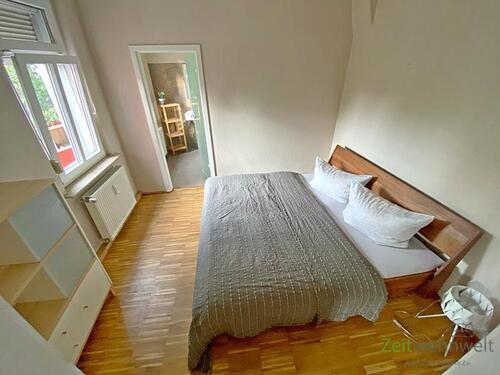 Doppelbett - 2 Zimmer Etagenwohnung in Radebeul