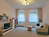 Blick ins Wohnzimmer - 2 Zimmer Etagenwohnung zur Miete in Erfurt