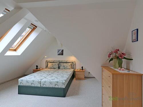 Blick in den Schlafbereich - 