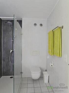 Blick zum WC - 