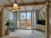 Blick zum Balkon - (EF0786_M) Kassel-Stadt: West, luxuriöse, neu möblierte 3-Zi-Wohnung mit Balkon und WLAN in ruhiger Wohnlage