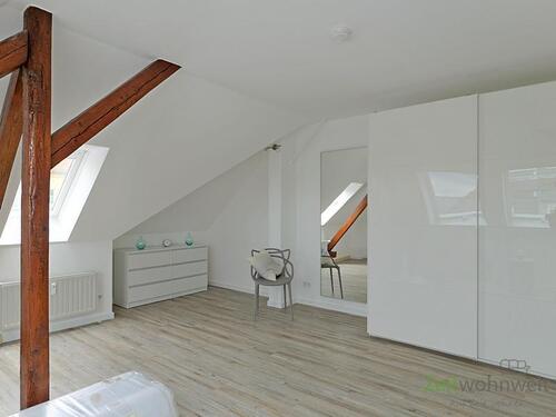 Blick ins Schlafzimmer - 