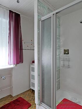 Dusche im Bad - 