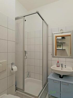 Dusche im Bad - 