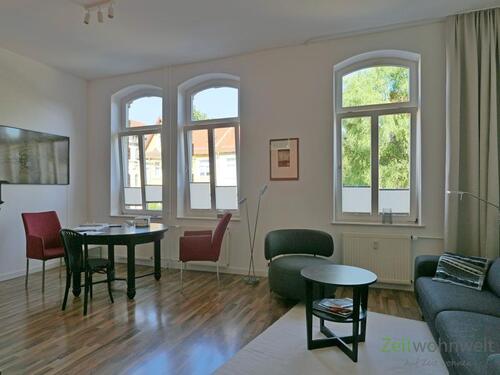 Blick ins Wohnzimmer - (EF0938_M) Eisenach: Eisenach, citynahe neu möblierte Wohnung, ruhige Seitenstraße, WLAN inklusive