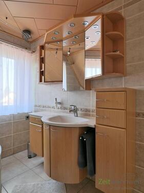 Waschtisch im oberen Bad - 