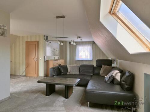 große Wohnlandschaft im Wohnzimmer - 