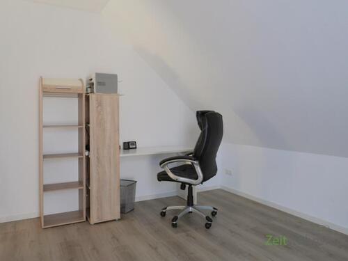 kleiner Arbeitsplatz - 