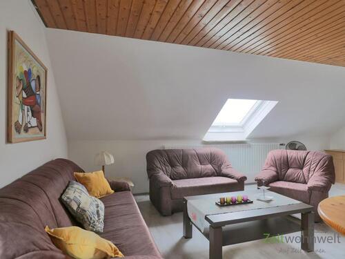 Sofa-Sitzecke - 2 Zimmer Etagenwohnung zur Miete in Fulda