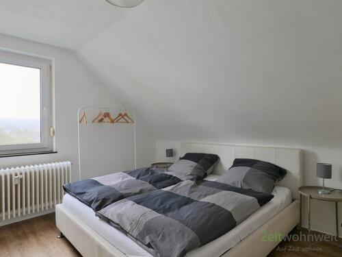 Blick ins Schlafzimmer - Etagenwohnung mit 65,00 m² in Kassel zur Miete