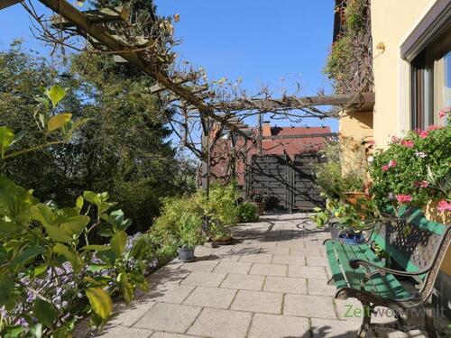 Terrasse an der Wohnung - Etagenwohnung mit 55,00 m² in Bernsdorf zur Miete
