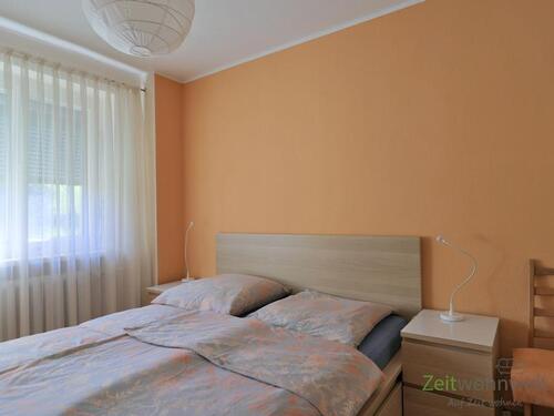 Blick ins Schlafzimmer - 